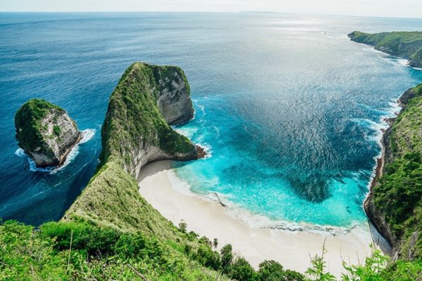 KelingKing-Beach-Nusa-Penida-Bali-Indonesia